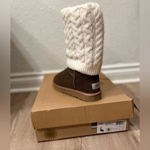 Dark brown Ugg boots size 8 new